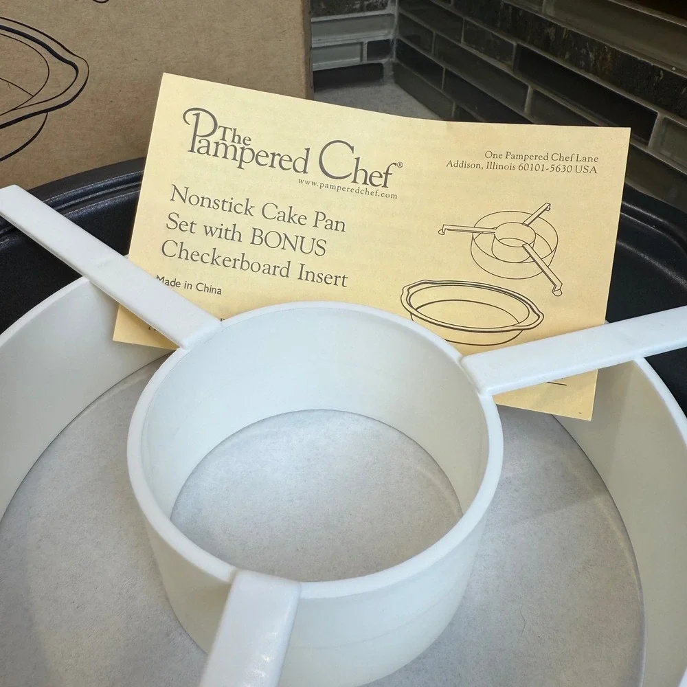 NEW The Pampered Chef Nonstick Cake Pan‎ Set (3) w/ Checkerboard Insert 9611 NIB